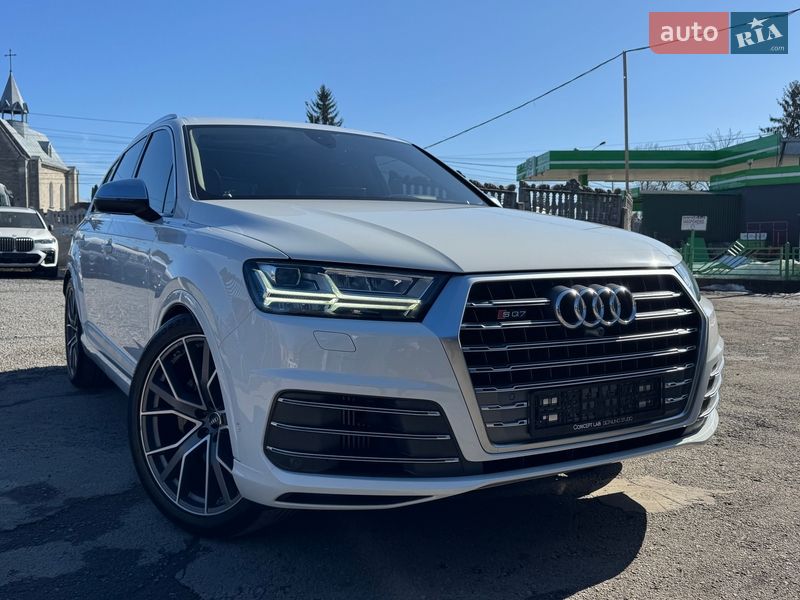 Внедорожник / Кроссовер Audi SQ7 2017 в Тернополе
