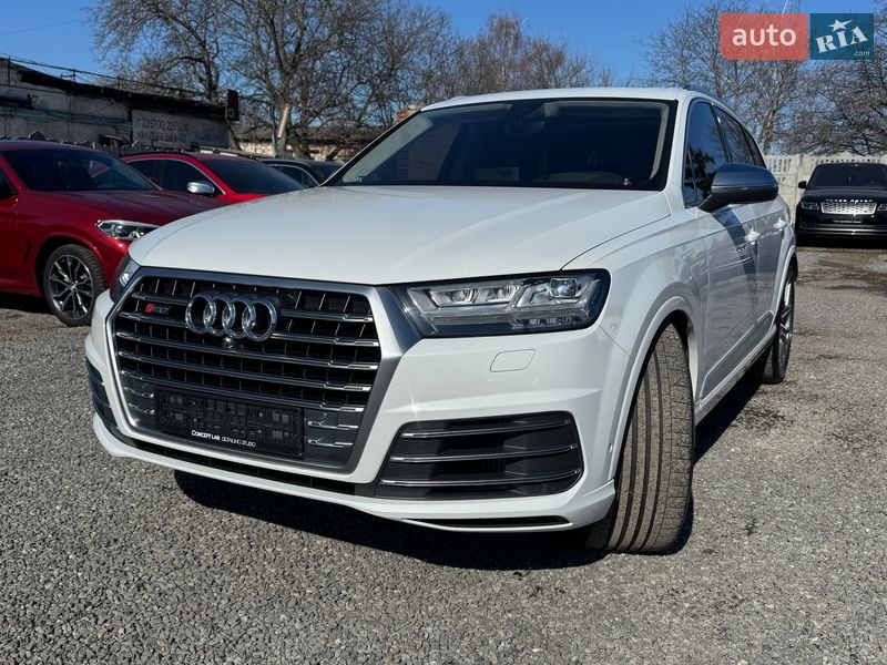 Внедорожник / Кроссовер Audi SQ7 2017 в Тернополе