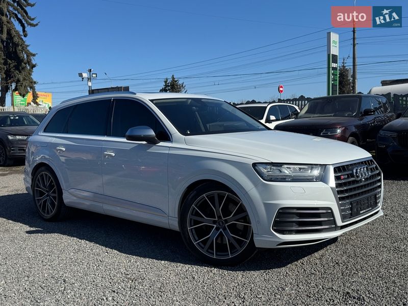 Внедорожник / Кроссовер Audi SQ7 2017 в Тернополе