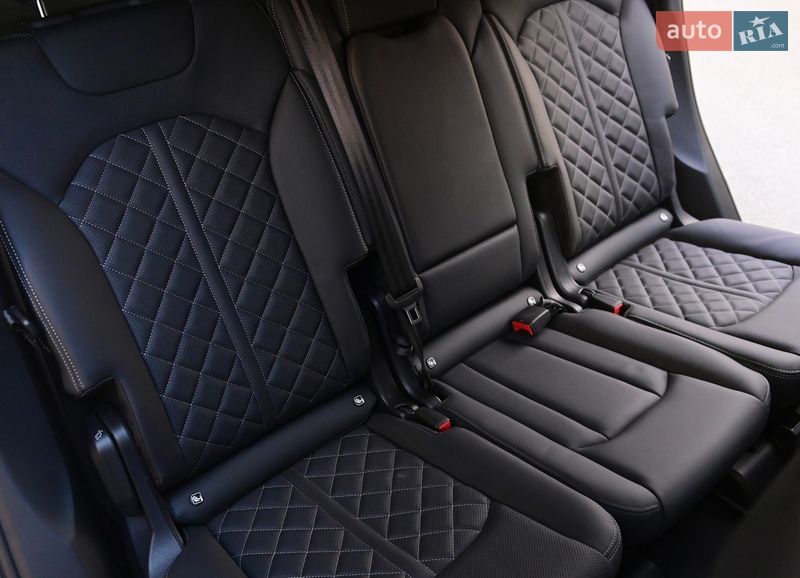 Внедорожник / Кроссовер Audi SQ7 2024 в Одессе