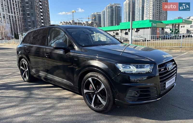 Позашляховик / Кросовер Audi SQ7 2017 в Києві