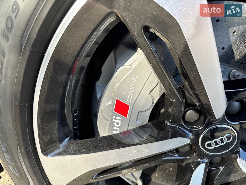 Позашляховик / Кросовер Audi SQ7 2017 в Києві