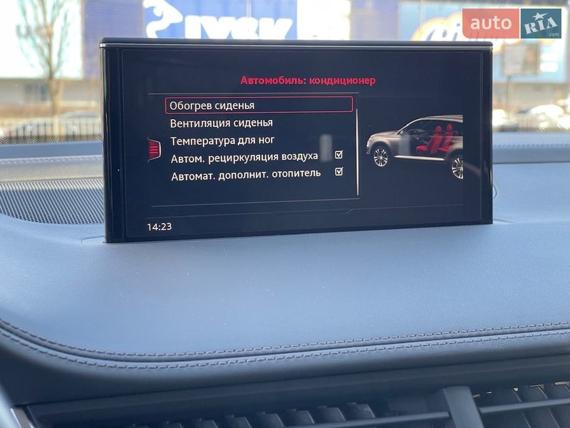 Позашляховик / Кросовер Audi SQ7 2017 в Києві