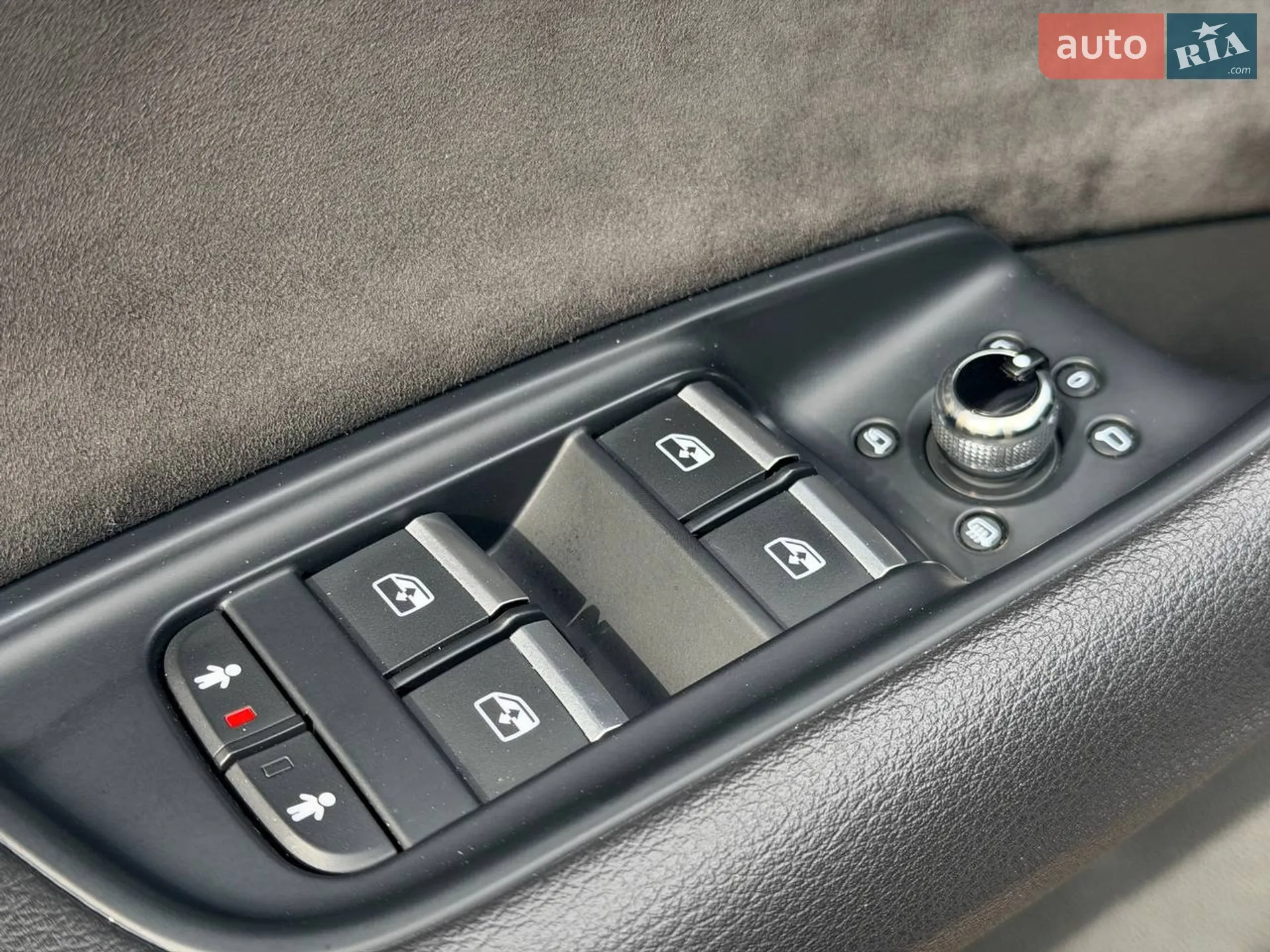 2019 Audi SQ7 - мініатюра 26