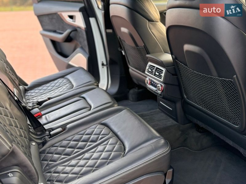 Внедорожник / Кроссовер Audi SQ7 2017 в Ровно фото 26 Внедорожник / Кроссовер Audi SQ7 2017 в Ровно