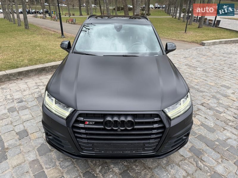 Внедорожник / Кроссовер Audi SQ7 2018 в Киеве