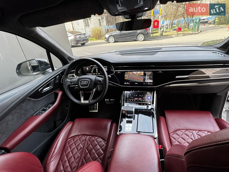 Внедорожник / Кроссовер Audi SQ7 2021 в Киеве