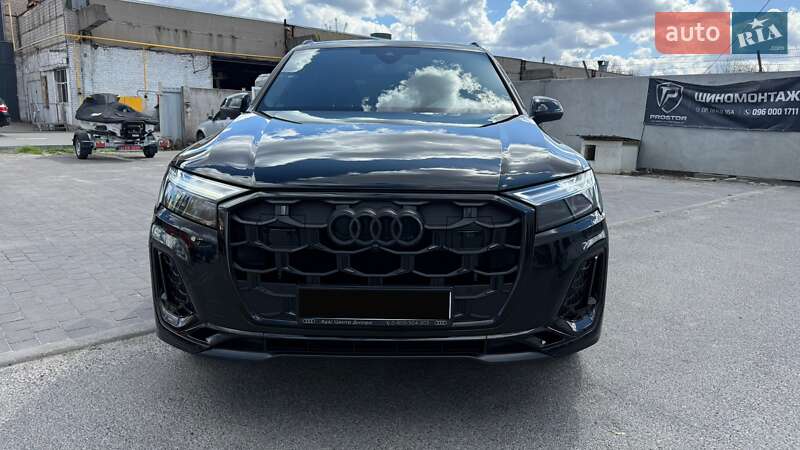 Позашляховик / Кросовер Audi SQ7 2024 в Дніпрі фото 3 Позашляховик / Кросовер Audi SQ7 2024 в Дніпрі