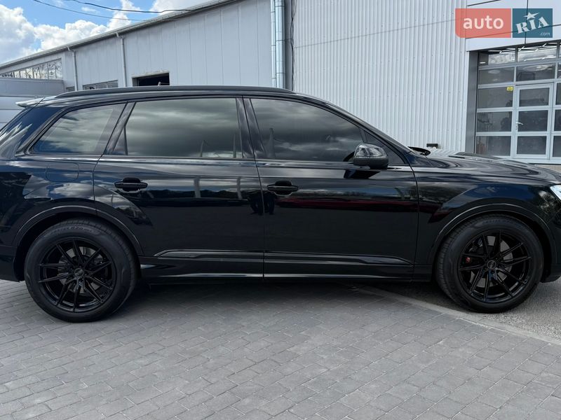 Позашляховик / Кросовер Audi SQ7 2024 в Дніпрі фото 8 Позашляховик / Кросовер Audi SQ7 2024 в Дніпрі