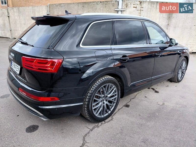 Позашляховик / Кросовер Audi SQ7 2017 в Вінниці фото 12 Позашляховик / Кросовер Audi SQ7 2017 в Вінниці