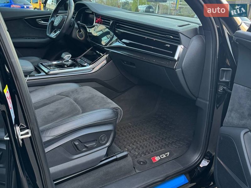 Позашляховик / Кросовер Audi SQ7 2021 в Дніпрі фото 13 Позашляховик / Кросовер Audi SQ7 2021 в Дніпрі