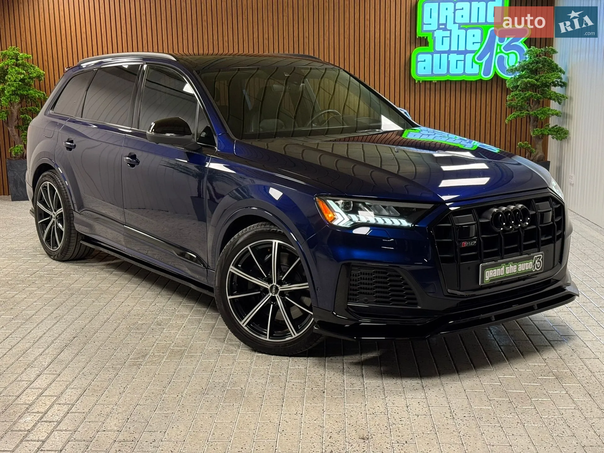 2020 Audi SQ7 - мініатюра 3
