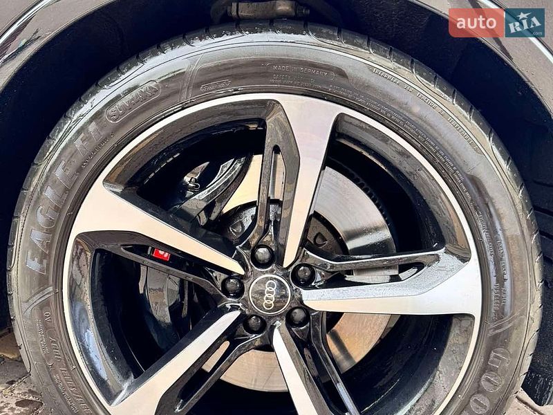 Внедорожник / Кроссовер Audi SQ7 2021 в Баре