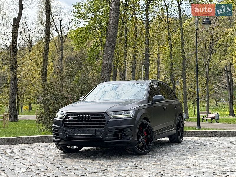 Внедорожник / Кроссовер Audi SQ7 2018 в Киеве