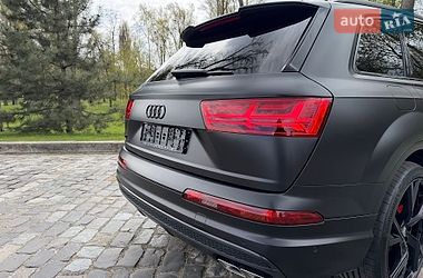 Внедорожник / Кроссовер Audi SQ7 2018 в Киеве
