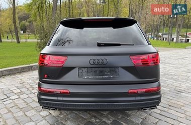 Внедорожник / Кроссовер Audi SQ7 2018 в Киеве