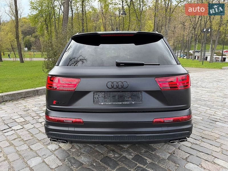 Внедорожник / Кроссовер Audi SQ7 2018 в Киеве