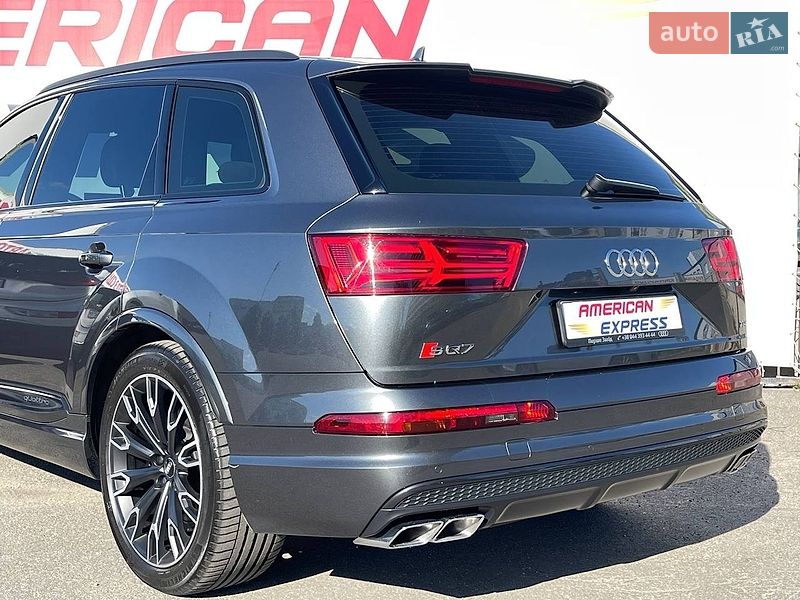 Внедорожник / Кроссовер Audi SQ7 2018 в Киеве