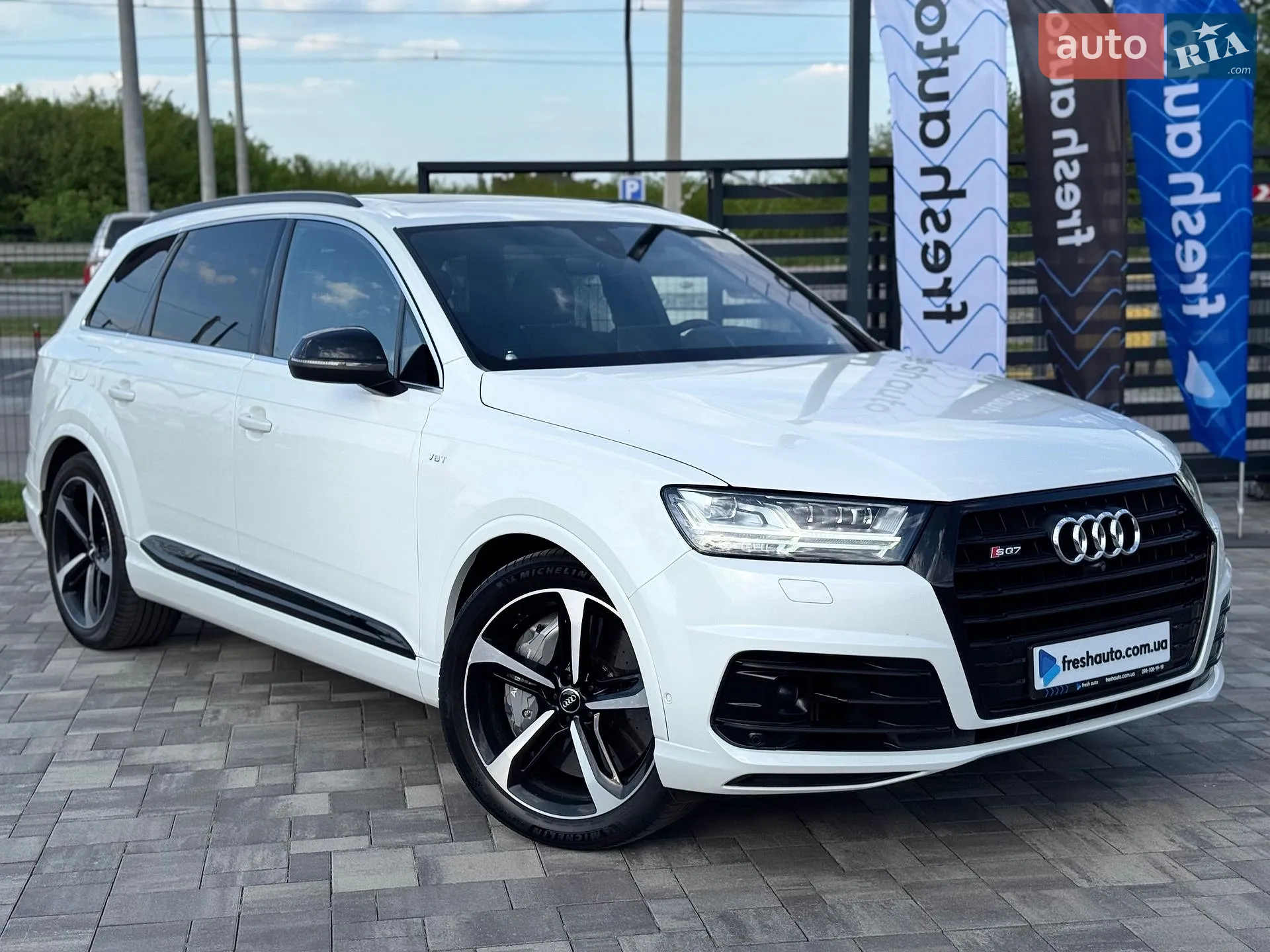 2017 Audi SQ7 - фото 1