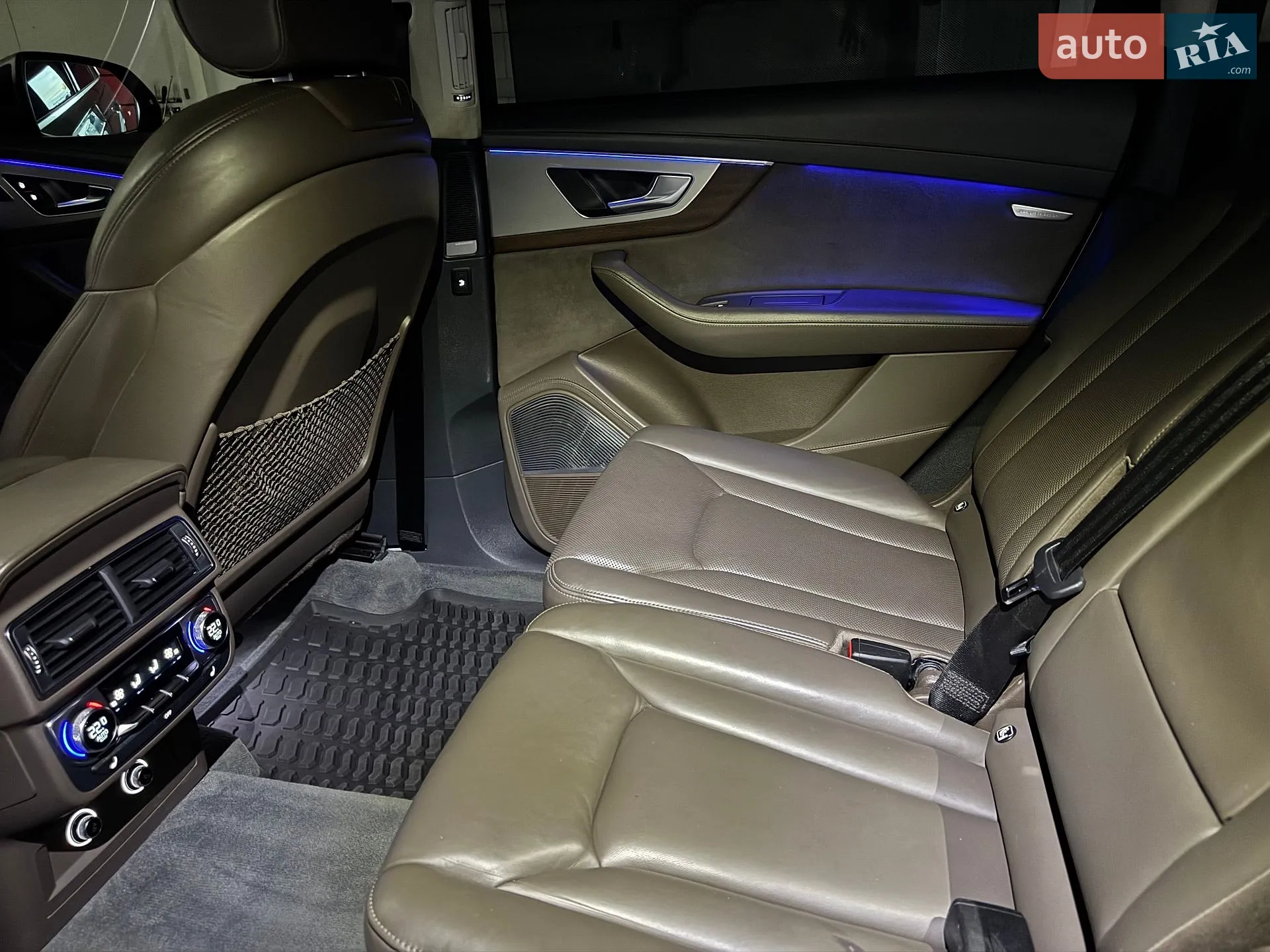 2017 Audi SQ7 - мініатюра 9