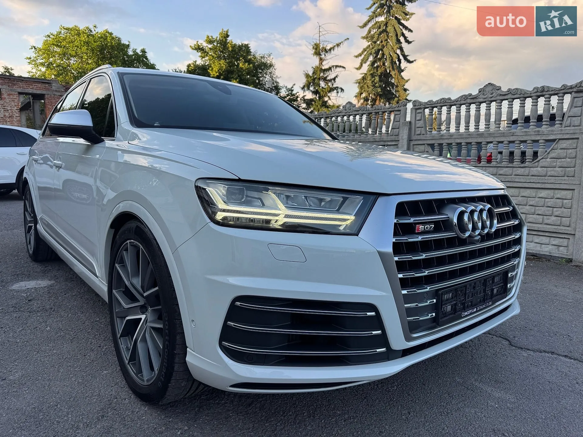 2017 Audi SQ7 - мініатюра 88