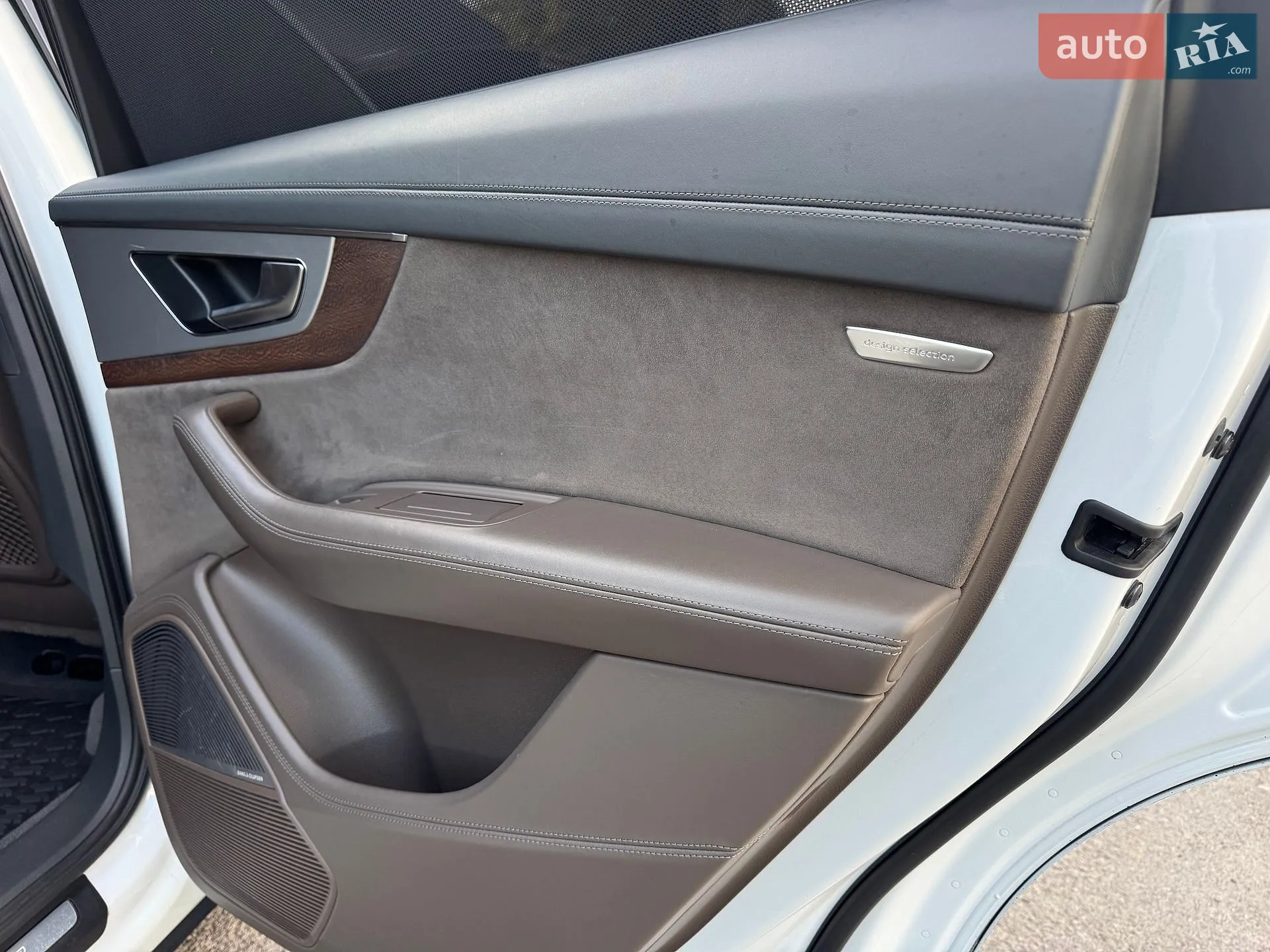 2017 Audi SQ7 - мініатюра 160