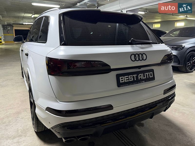 Позашляховик / Кросовер Audi SQ7 2024 в Києві