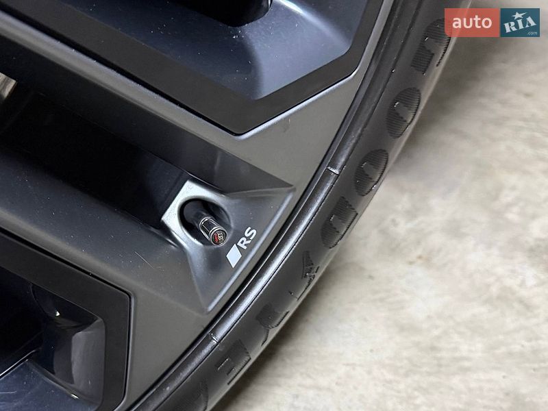 Позашляховик / Кросовер Audi SQ7 2024 в Києві