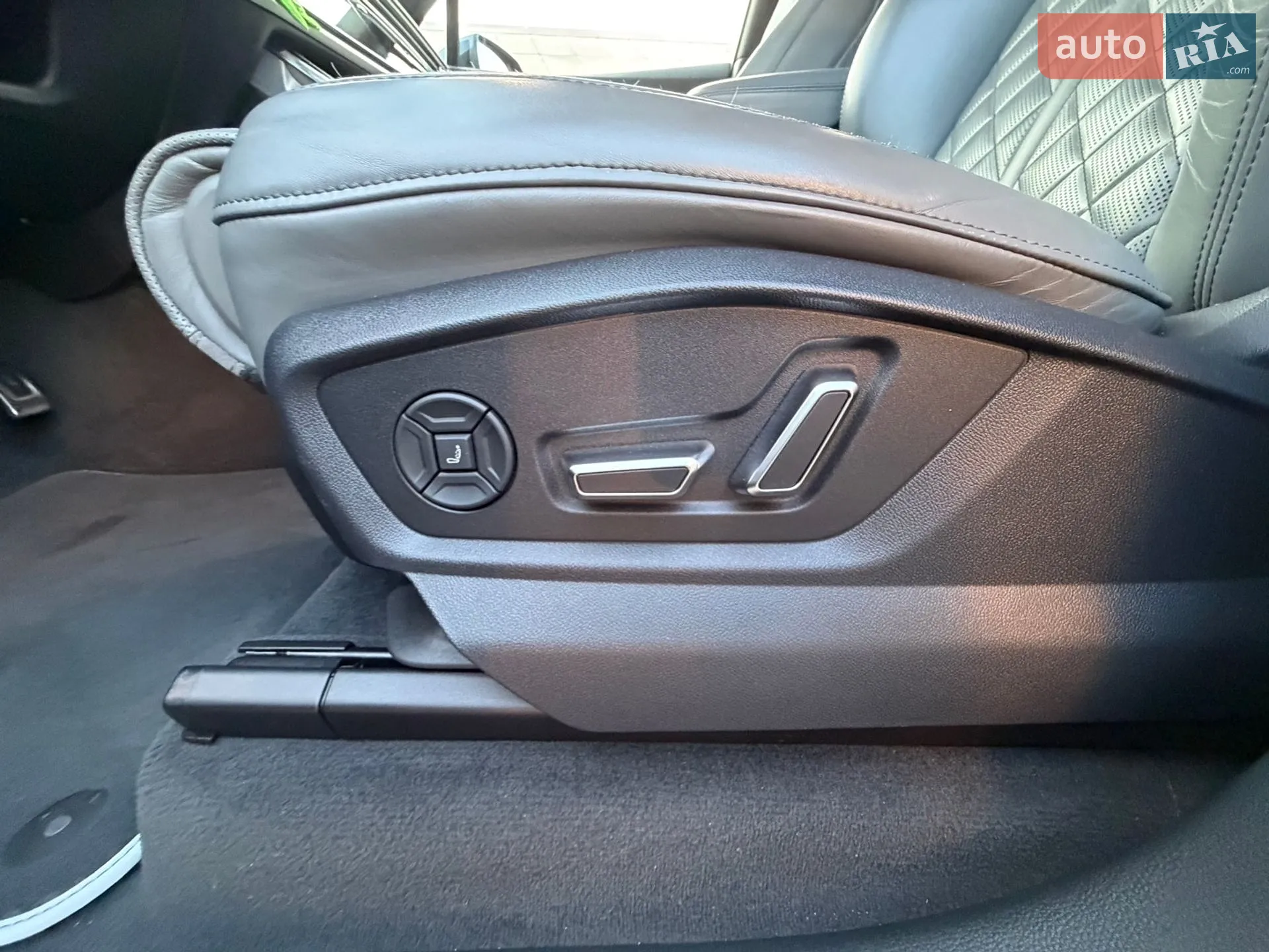 2019 Audi SQ7 - мініатюра 15