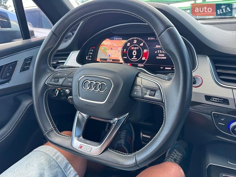 Внедорожник / Кроссовер Audi SQ7 2017 в Тернополе
