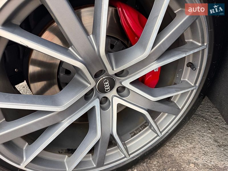 Внедорожник / Кроссовер Audi SQ7 2017 в Тернополе