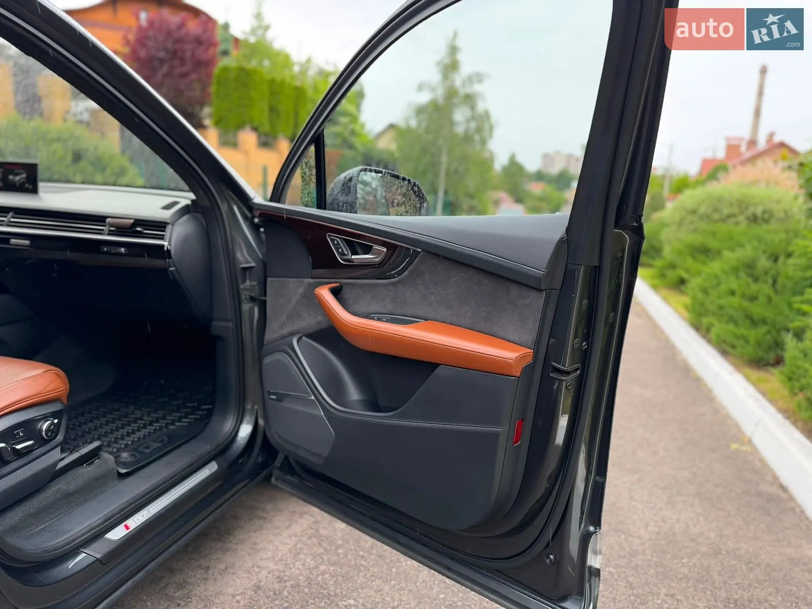 2018 Audi SQ7 - мініатюра 16