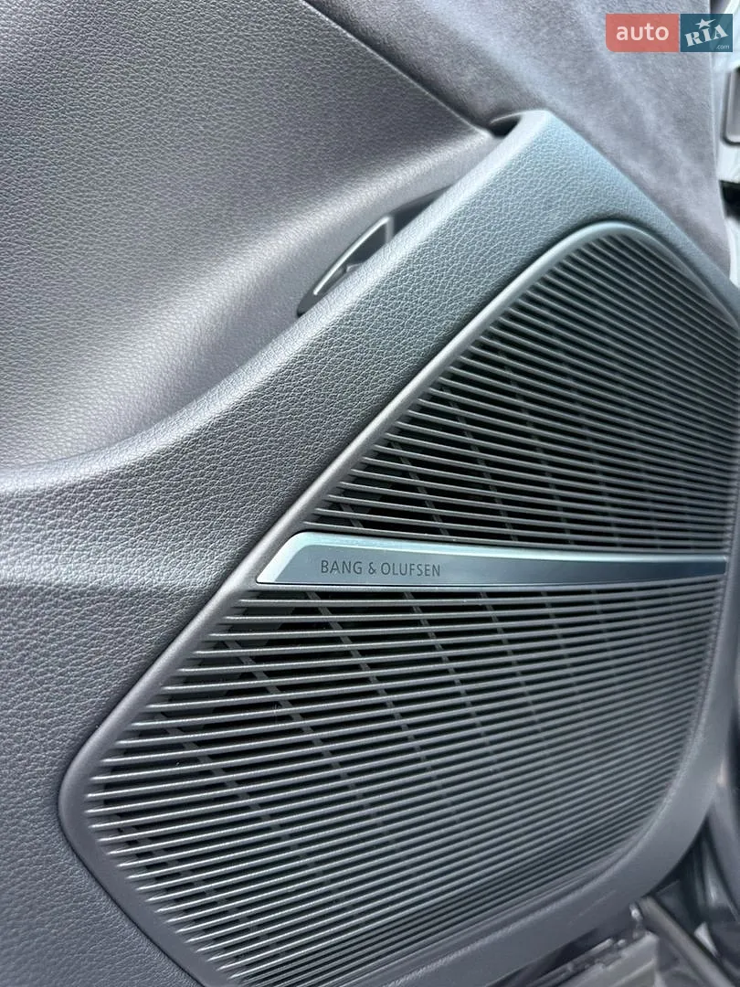 2023 Audi SQ7 - мініатюра 26