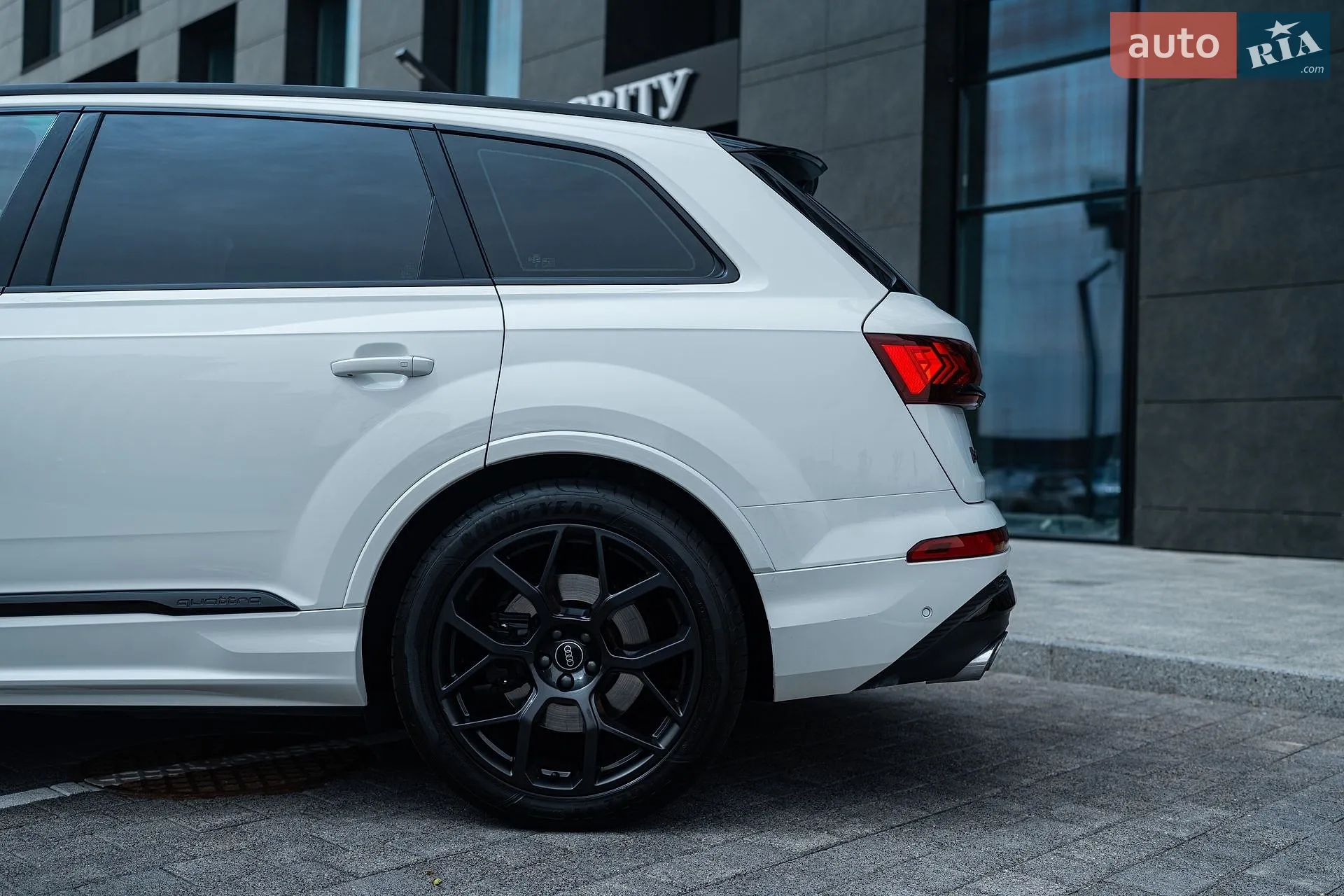 2023 Audi SQ7 - мініатюра 26