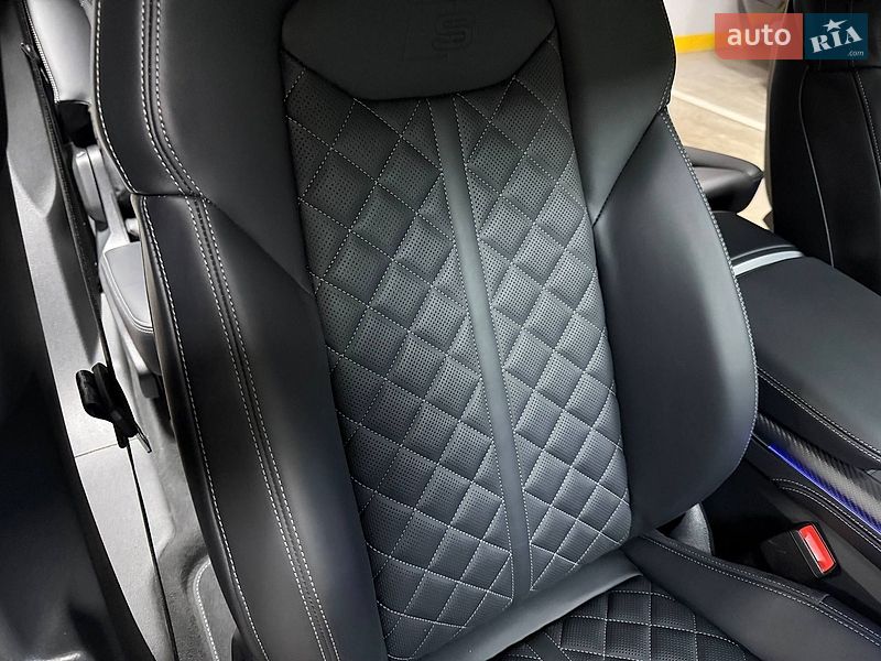 Позашляховик / Кросовер Audi SQ7 2024 в Києві