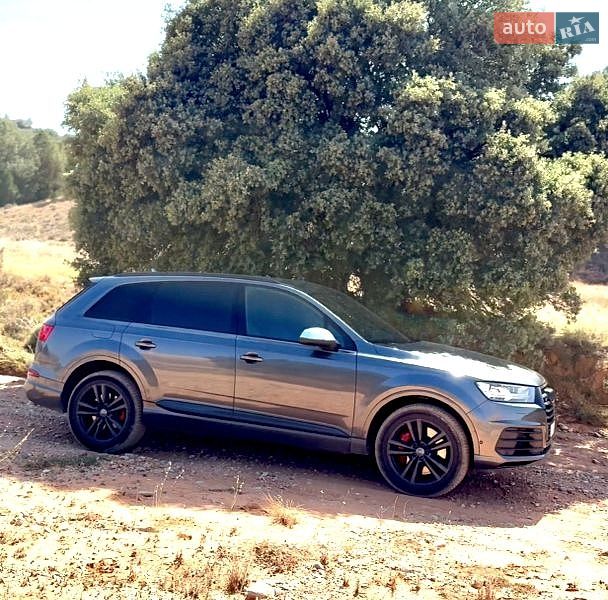 Внедорожник / Кроссовер Audi SQ7 2018 в Львове