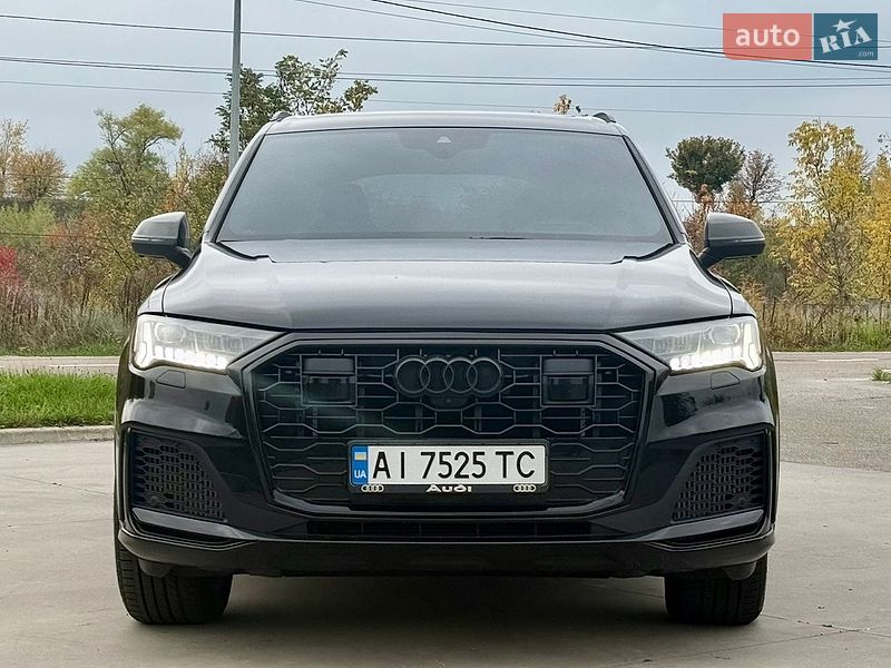 Внедорожник / Кроссовер Audi SQ7 2020 в Киеве