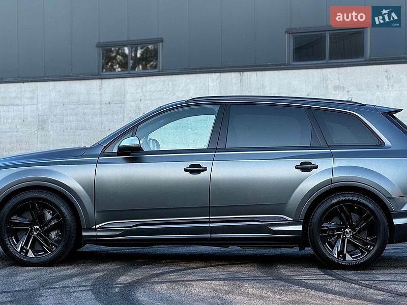 Позашляховик / Кросовер Audi SQ7 2021 в Києві