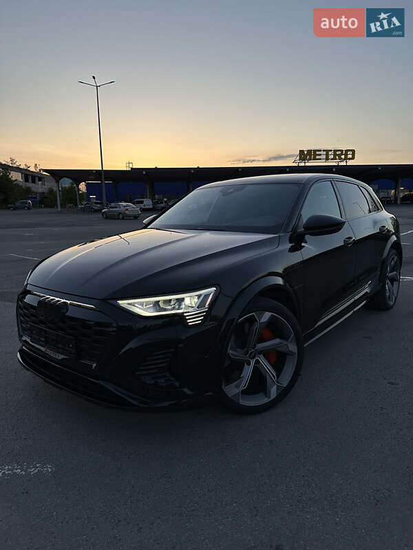 Внедорожник / Кроссовер Audi SQ8 e-tron 2023 в Ивано-Франковске
