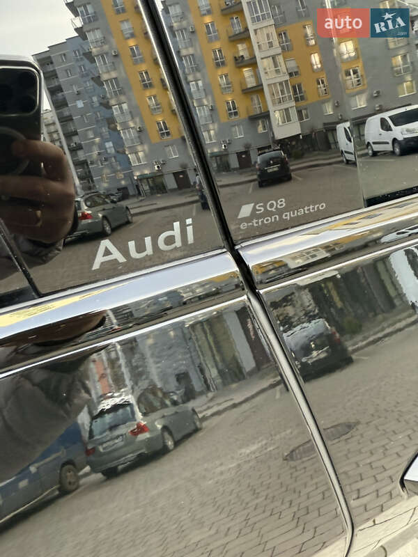 Внедорожник / Кроссовер Audi SQ8 e-tron 2023 в Ивано-Франковске