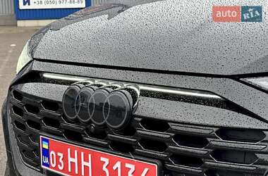 Внедорожник / Кроссовер Audi SQ8 e-tron 2023 в 