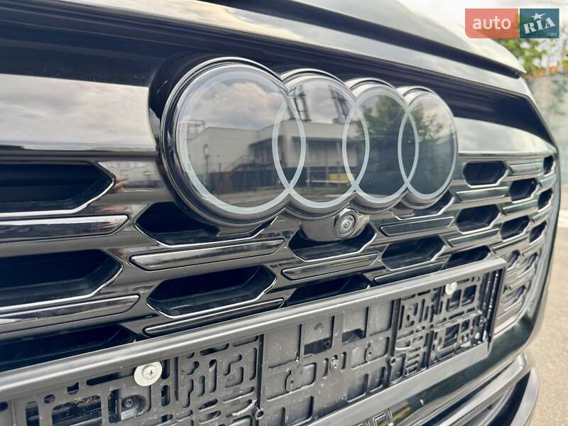 Внедорожник / Кроссовер Audi SQ8 e-tron 2023 в Киеве