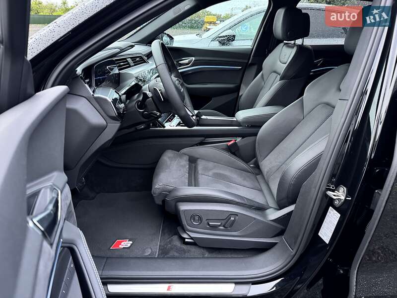 Внедорожник / Кроссовер Audi SQ8 e-tron 2023 в Киеве