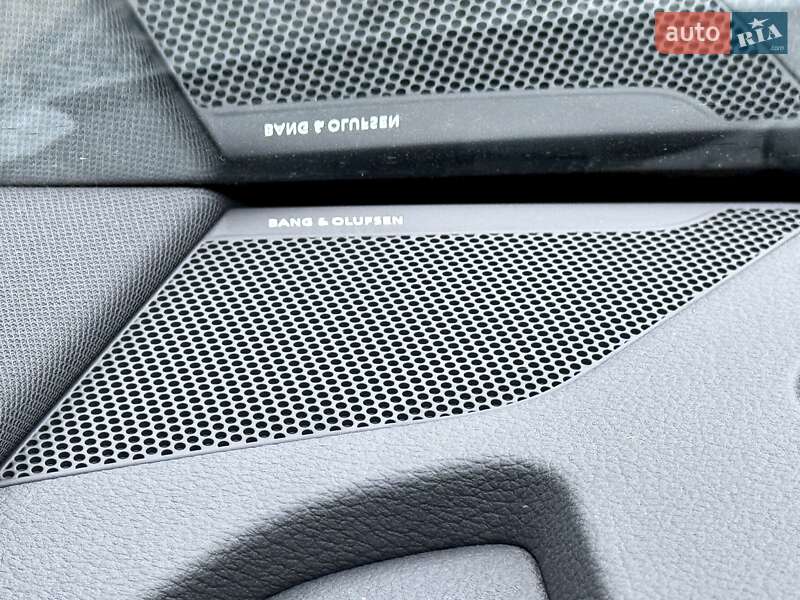 Внедорожник / Кроссовер Audi SQ8 e-tron 2023 в Киеве