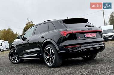 Внедорожник / Кроссовер Audi SQ8 e-tron 2024 в 
