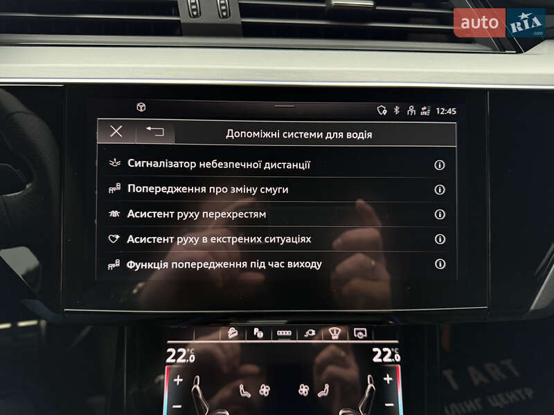 Внедорожник / Кроссовер Audi SQ8 e-tron 2023 в Мукачево