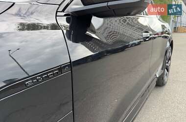 Внедорожник / Кроссовер Audi SQ8 Sportback e-tron 2023 в 