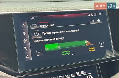 Внедорожник / Кроссовер Audi SQ8 Sportback e-tron 2023 в 