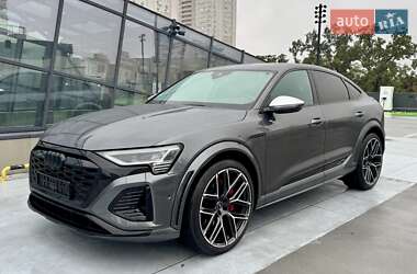 Внедорожник / Кроссовер Audi SQ8 Sportback e-tron 2024 в Киеве
