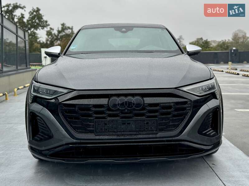 Внедорожник / Кроссовер Audi SQ8 Sportback e-tron 2024 в Киеве